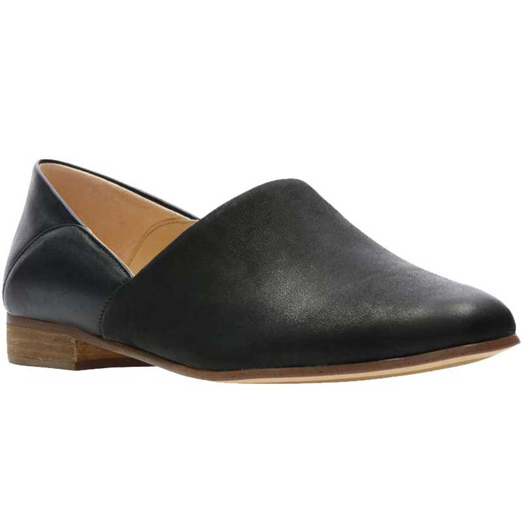 clarks pure tone black