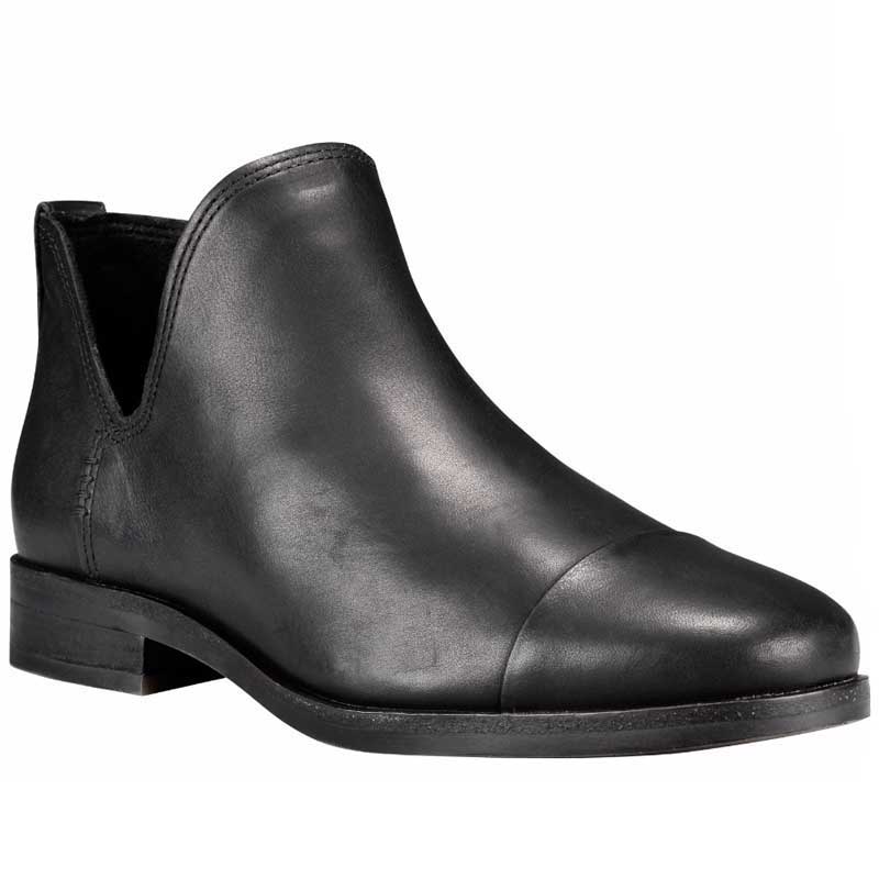 short black timberland boots